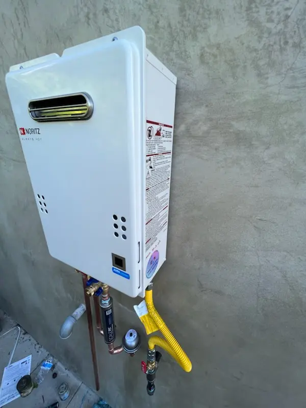 Tankless water heater installation for Ramona homes